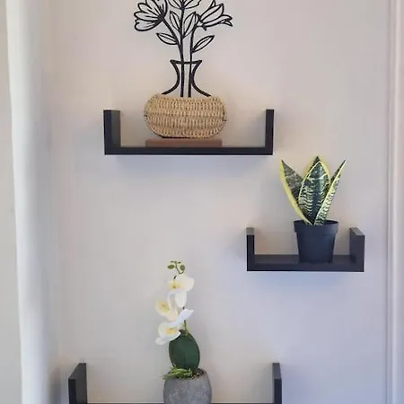 Apartment C Center